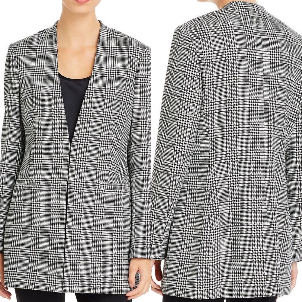 T TAHARI Plaid Blazer